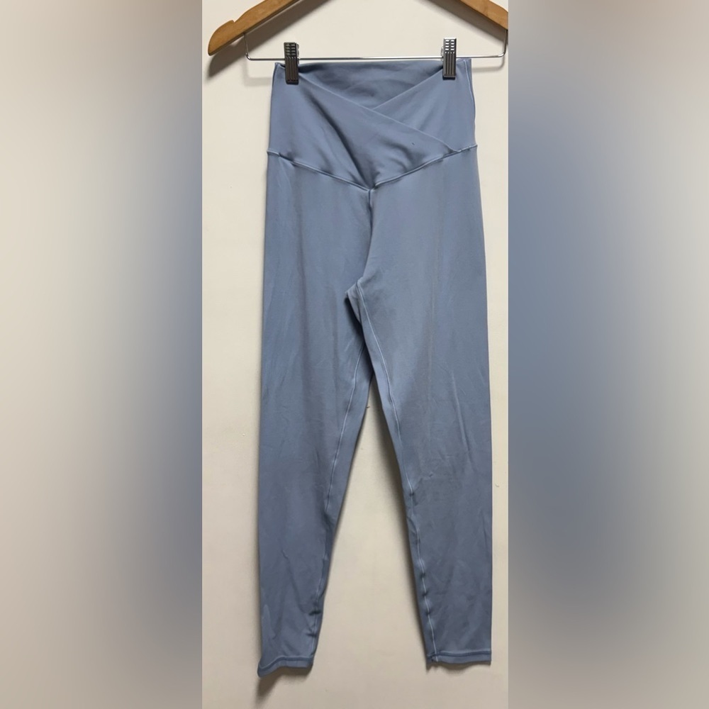OFFLINE By Aerie Real Me High Waisted Crossover Legging, Blue Size Medium Pocket